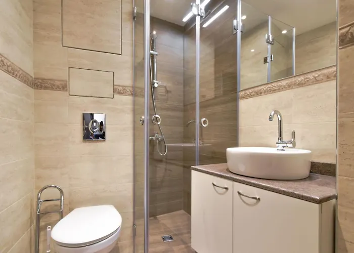 Stunning 2bdr On Historic Location In Center 소피아