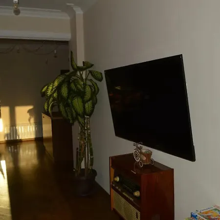 Appartamento Stunning 2bdr On Historic Location In Center Sofia