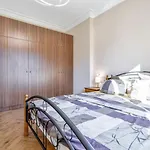 Stunning 2bdr On Historic Location In Center *
