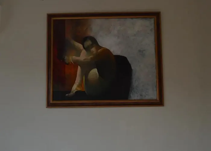 Lejlighed Stunning 2bdr On Historic Location In Center